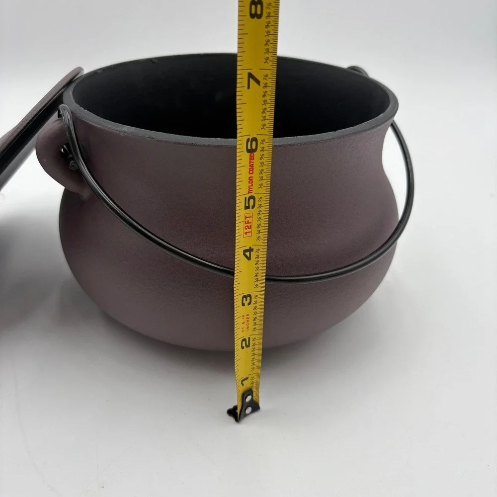 Smith & Clark Ironworks 4 Qt Cauldron Pre-Seasoned Cast Iron Pot Purple